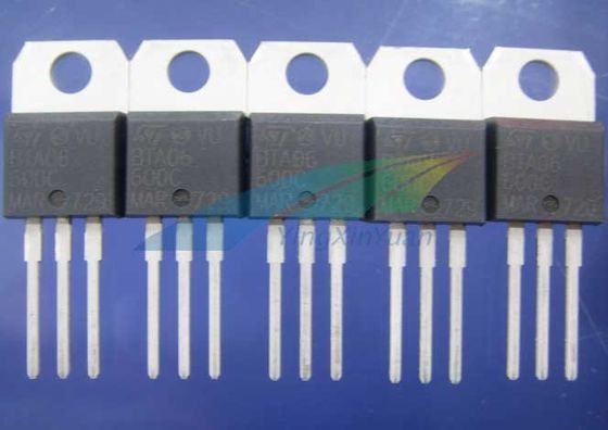 STMicroelectronics Electronic IC Chip BTA06-600C Sealed Packing